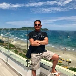 Meet your Posher, Johnny